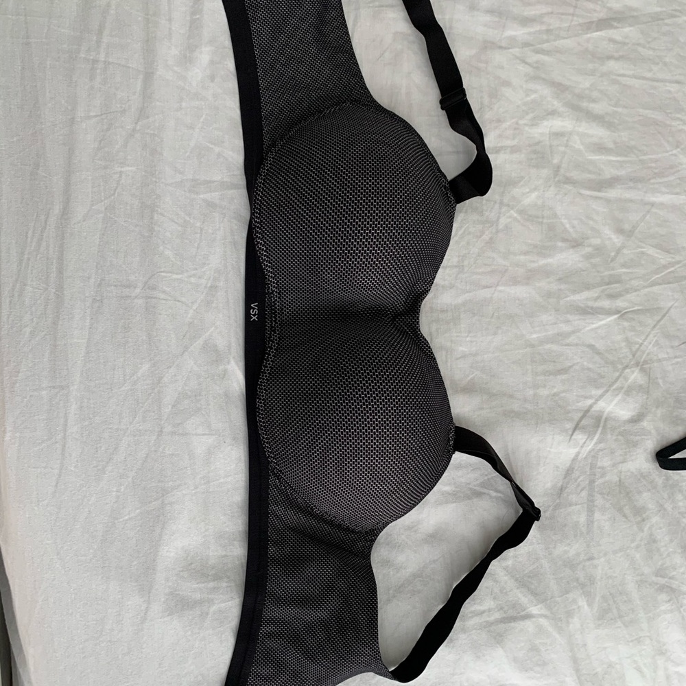 Victoria Secret Sports Bra